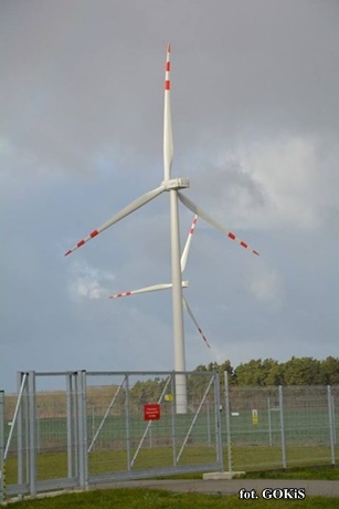 Fotografia z oficjalnego otwarcia Farmy Wiatrowej LOTNISKO