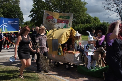 Fotografia z Dni Gminy Wicko 2015 -dzień drugi, parada z Wicka do Charbrowa