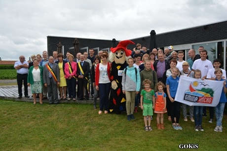 Zdjęcie zbiorowe delegacji z Gminy Wicko na festiwalu czarownic Heksenstoet w Beselare