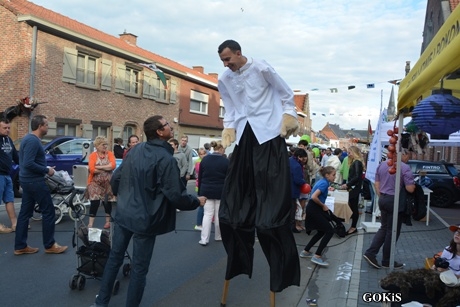 Stoisko delegacji z Gminy Wicko na festiwalu czarownic Heksenstoet w Beselare