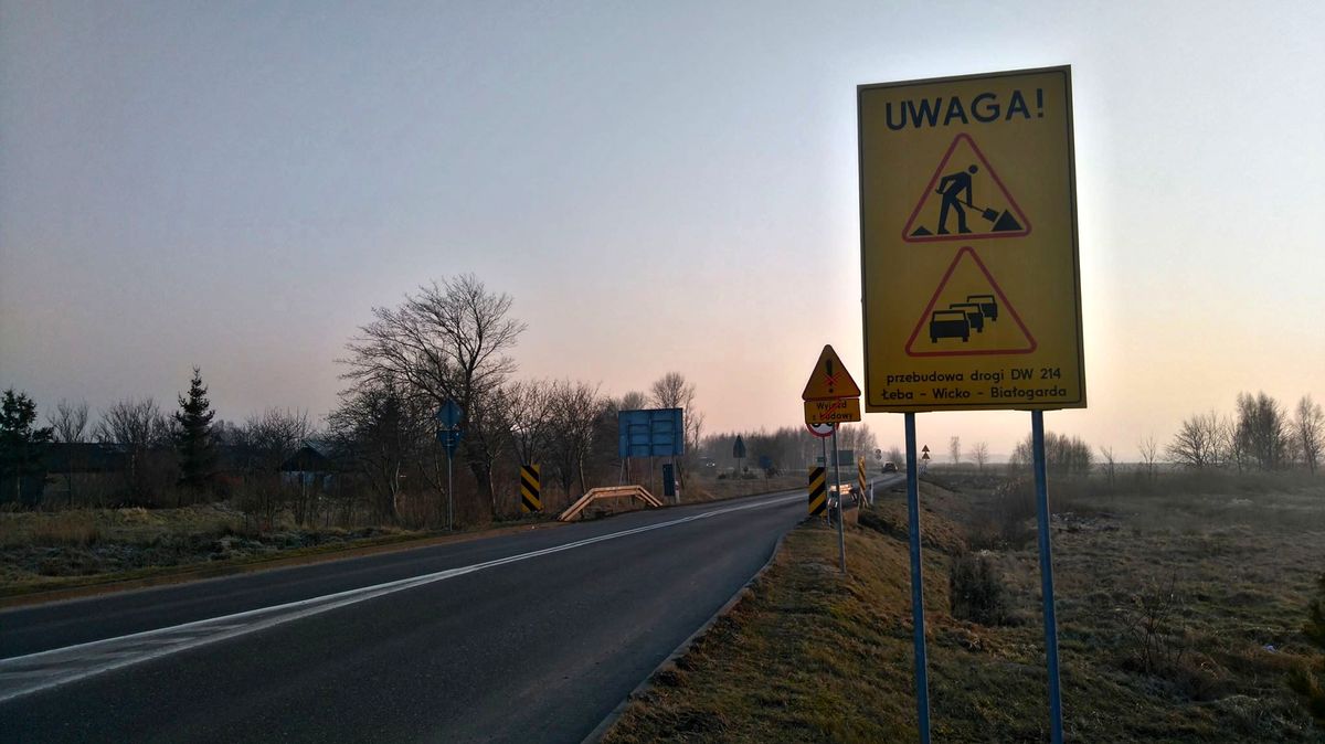 Grafika: Ruszyły roboty budowlane na drodze wojewódzkiej nr 214