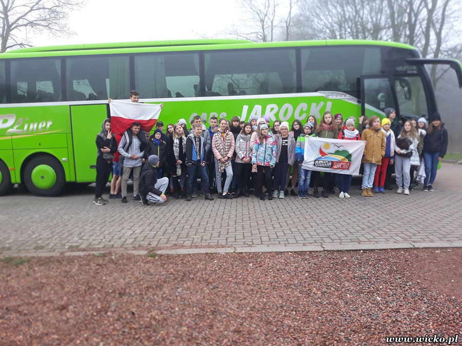 Grafika: Wyjazd edukacyjny dzieci z Gminy Wicko do Holandii.