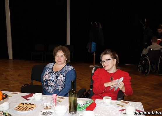 Grafika #8: Spotkanie osób niepełnosprawnych