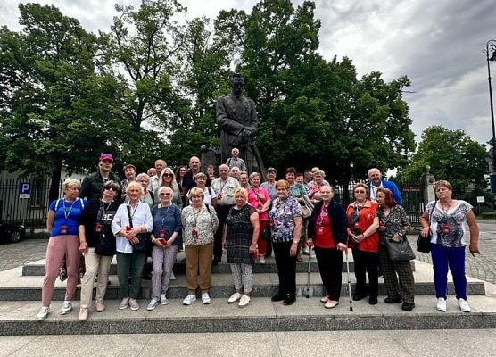 Grafika 2: Wyjazd Stowarzyszenia do Warszawy