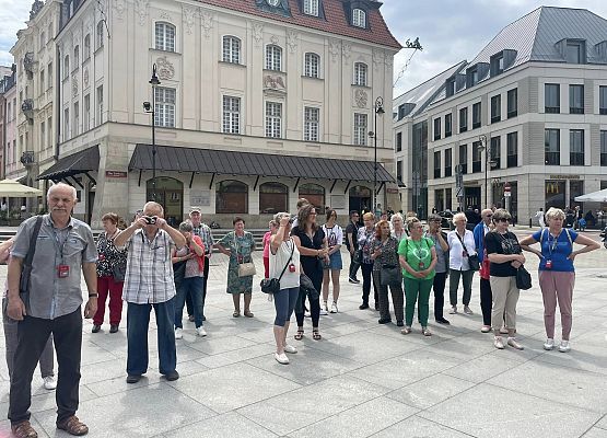 Grafika 4: Wyjazd Stowarzyszenia do Warszawy