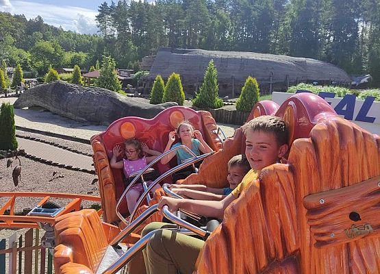 Grafika 9: Półkolonie AZS w Szczenurzy