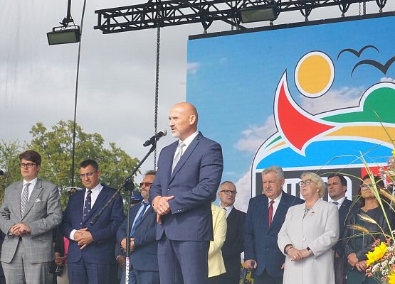 Grafika 1: XXIII Dożynki Powiatowe w Charbrowie