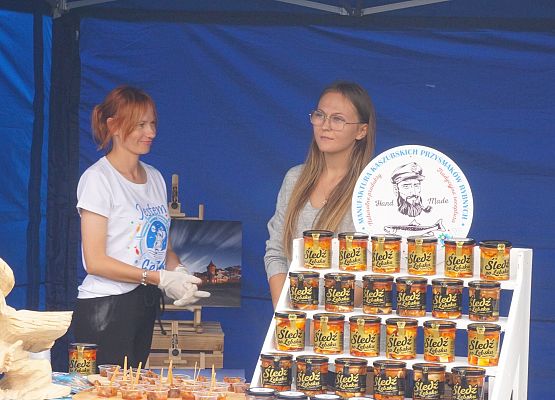 Grafika 14: XXIII Dożynki Powiatowe w Charbrowie