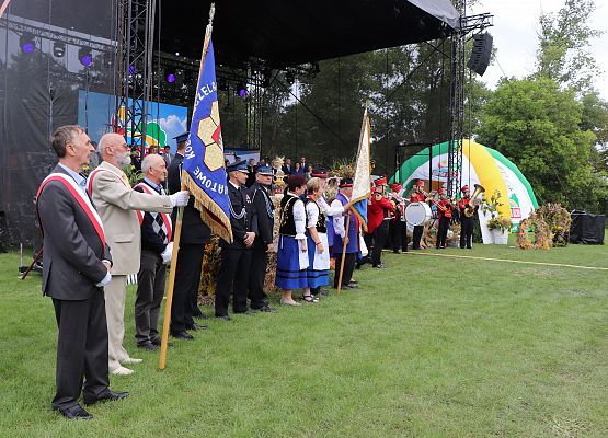 Grafika 31: XXIII Dożynki Powiatowe w Charbrowie