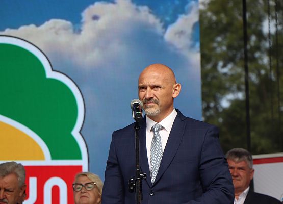 Grafika 38: XXIII Dożynki Powiatowe w Charbrowie