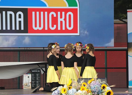 Grafika 71: XXIII Dożynki Powiatowe w Charbrowie