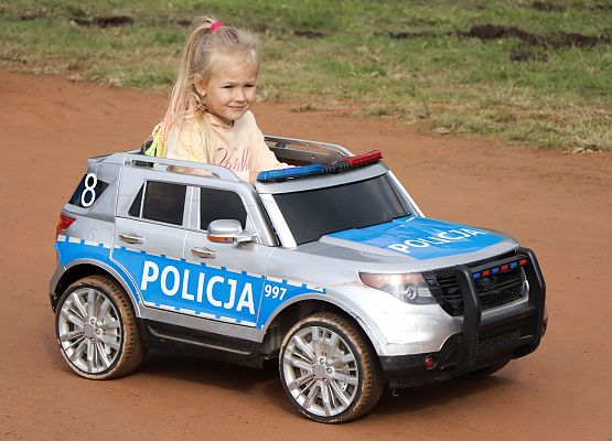 Grafika 74: XXIII Dożynki Powiatowe w Charbrowie