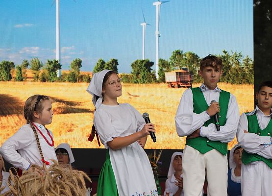 Grafika 88: XXIII Dożynki Powiatowe w Charbrowie