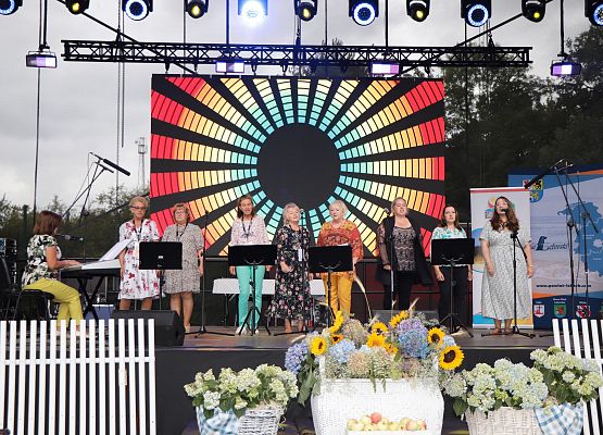 Grafika 95: XXIII Dożynki Powiatowe w Charbrowie