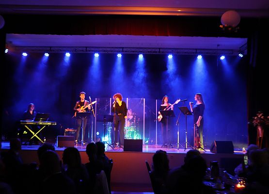 Grafika 11: 13. Urodziny Gminnego Ośrodka Kultury i Sportu w Wicku