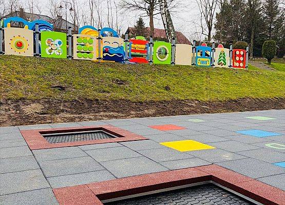 Grafika 4: Rozbudowa placu zabaw w Gminnym Żłobku w Charbrowie