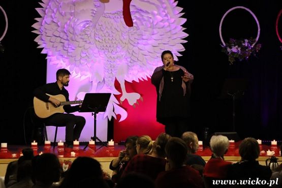 Grafika #2: Gmina Wicko świętowała obchody 101 rocznicy odzyskania Niepodległości przez Polskę