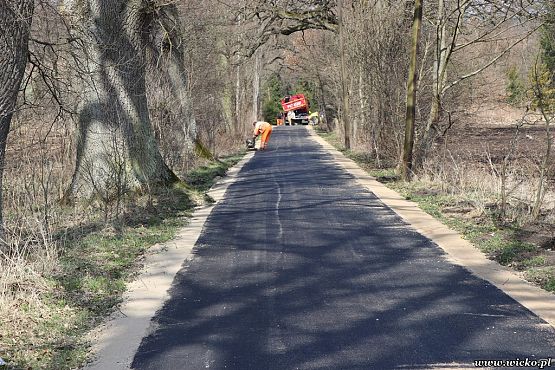 Grafika #2: Modernizacja dróg gminnych