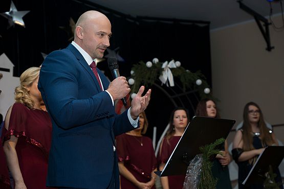 Grafika #0: Noworoczny Koncert kolęd i pastorałek gminnego zespołu RAPSODIA.