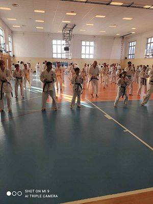 Grafika 19: Klubu Tradycyjnego Okinawa Goju Ryu Karate Do Wicko na Gasshuku w Bydgoszczy.