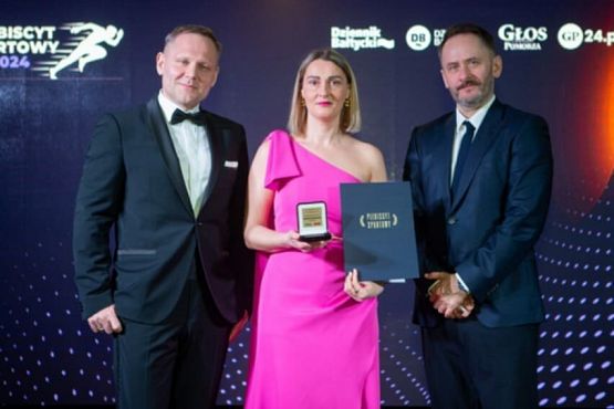 Grafika 3: Pani Monika Markowska z Klubu Karate w Wicku została laureatką plebiscytu Trener Roku